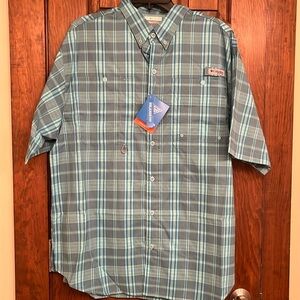 NWT Columbia PFG Omni Shade Men's Short Sleeve Shirt. SIZE L.